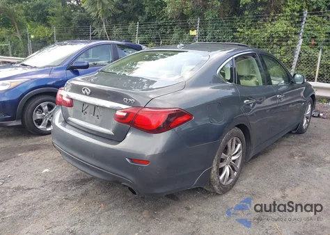 2015 Infiniti Q70 3.7 z USA, uszkodzony, nr VIN JN1BY1AP0FM541332